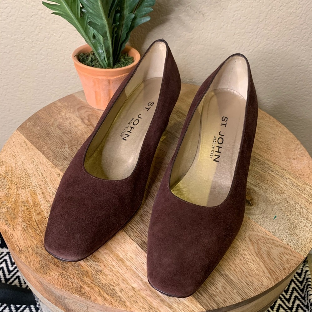 St. John ~ Suede Gold Trim Block Heel